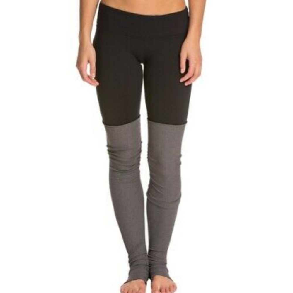Alo yoga *Goddess* Ribbed Legging